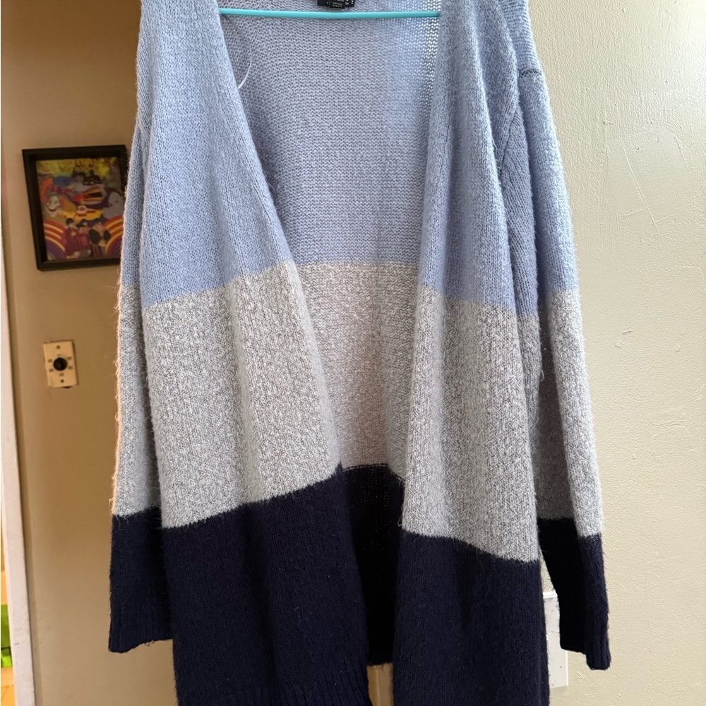 Elegant Blue and Gray Women's Cardigan